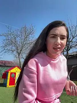 Emmapmg from StripChat