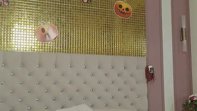 EmmaStarkk from StripChat