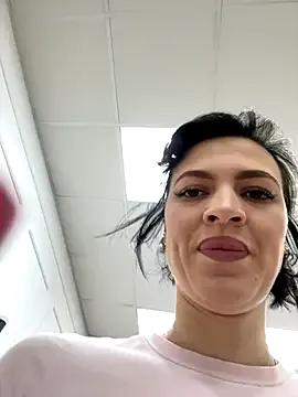 EmmaStars_ from StripChat is Freechat