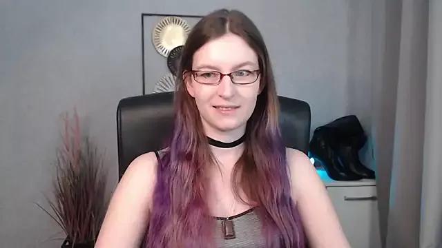 Try our streaming cams variety and talk on a personal level with our adorable girls streamers, showing off their bountiful shapes and dildos.