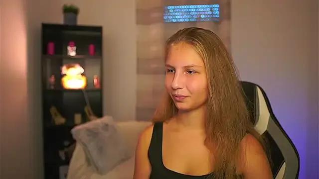 emmie_murray from StripChat is Freechat