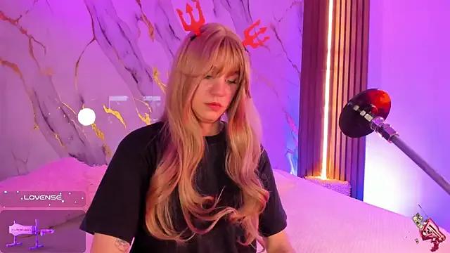 Try our streaming cams variety and talk on a personal level with our adorable girls streamers, showing off their bountiful shapes and dildos.