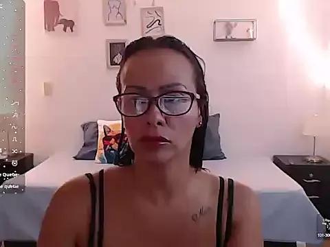 Emmily_castro from StripChat