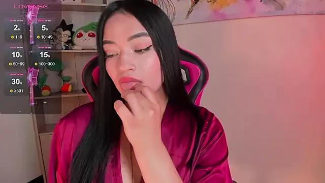 emmy_lee1_ from StripChat