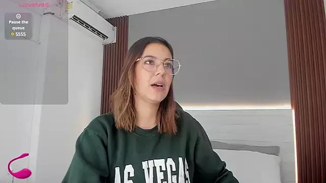 Emmy_Meadows from StripChat
