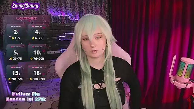 EmmyBunny from StripChat
