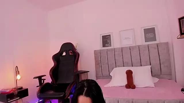 Try our streaming cams variety and talk on a personal level with our adorable girls streamers, showing off their bountiful shapes and dildos.