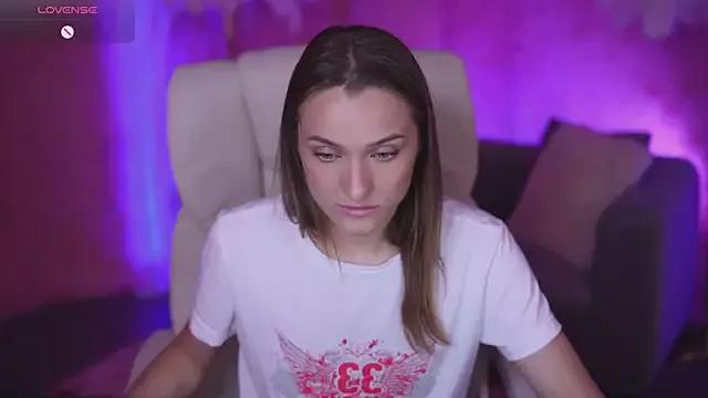 EmmySkyy from StripChat