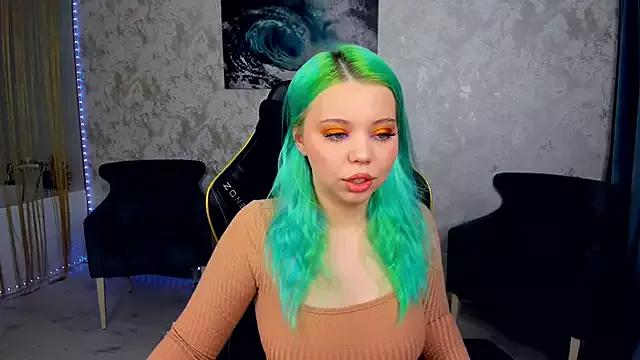 Try our streaming cams variety and talk on a personal level with our adorable girls streamers, showing off their bountiful shapes and dildos.