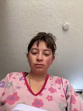 Engell_fire on StripChat 