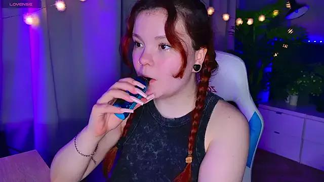 EnnySunrise from StripChat