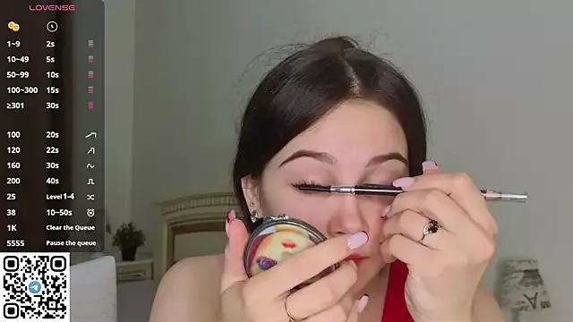 EnricaElis from StripChat is Freechat