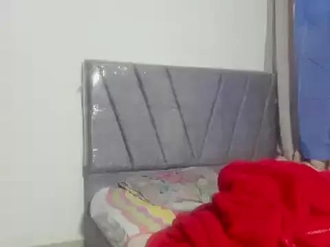 enyelsalas2 from StripChat