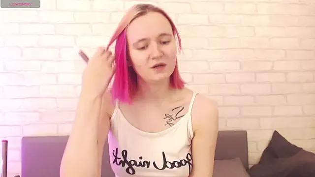 Try our streaming cams variety and talk on a personal level with our adorable girls streamers, showing off their bountiful shapes and dildos.