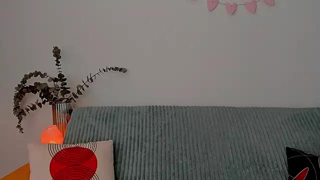 Try our streaming cams variety and talk on a personal level with our adorable girls streamers, showing off their bountiful shapes and dildos.