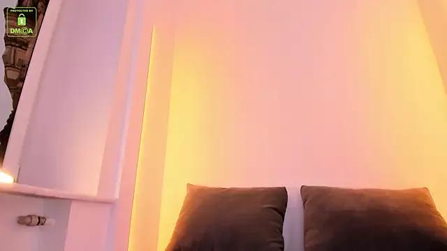 Try our streaming cams variety and talk on a personal level with our adorable girls streamers, showing off their bountiful shapes and dildos.