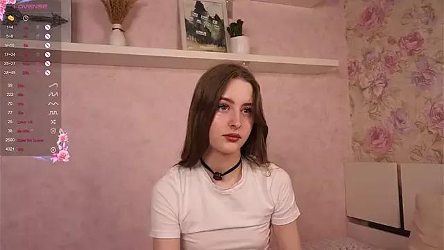 EsmeDainty from StripChat
