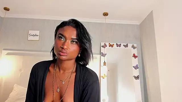 EsmeraldaNyx from StripChat