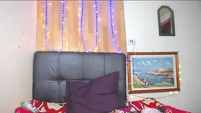 Esmeraldita782 from StripChat