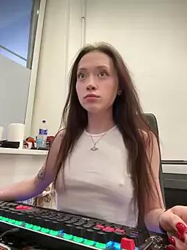 EstaVista from StripChat is Freechat