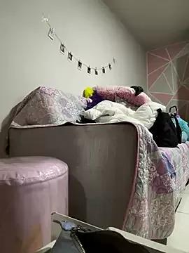 estefania_teen from StripChat
