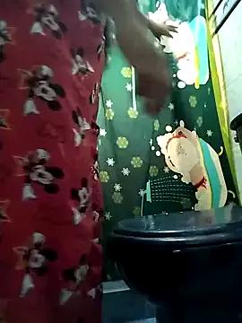 Estefany_16 from StripChat is Freechat