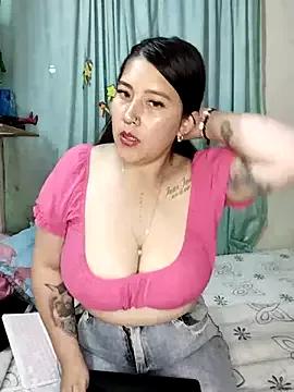 estephany13 from StripChat