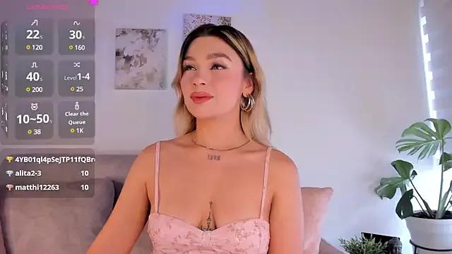 Estrer_collins from StripChat is Freechat