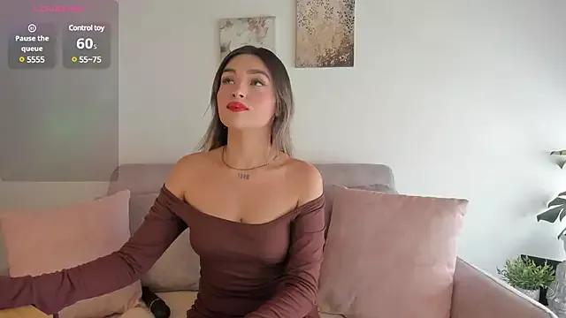 Try our streaming cams variety and talk on a personal level with our adorable girls streamers, showing off their bountiful shapes and dildos.