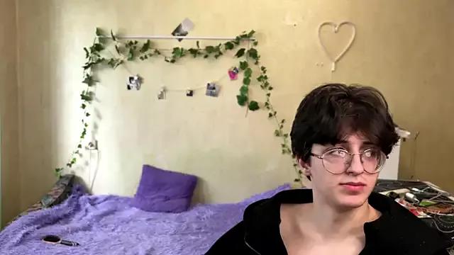 EthelAndre from StripChat is Freechat