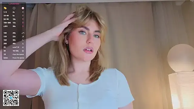 Try our streaming cams variety and talk on a personal level with our adorable girls streamers, showing off their bountiful shapes and dildos.