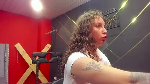Eva_Diamoreee_ from StripChat is Freechat