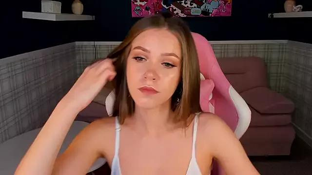 Try our streaming cams variety and talk on a personal level with our adorable girls streamers, showing off their bountiful shapes and dildos.