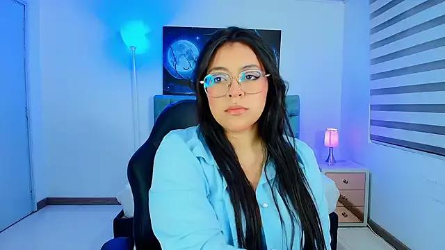 Evaa_ruiz from StripChat is Freechat