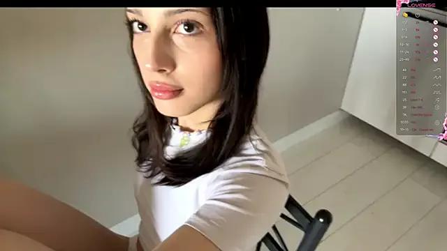 EvaAlson from StripChat