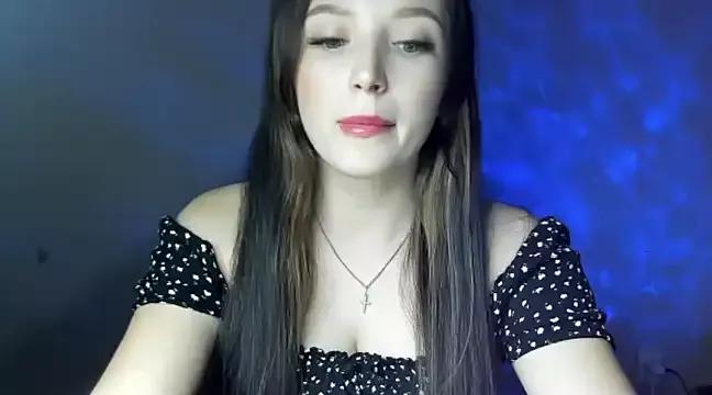 EvaaMillerr99 from StripChat
