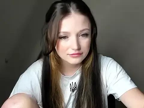 EvaaMillerr99 from StripChat
