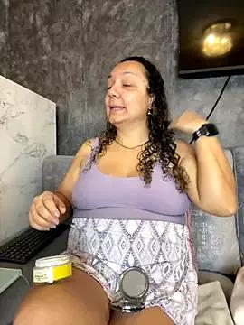 EvaDarren from StripChat is Freechat