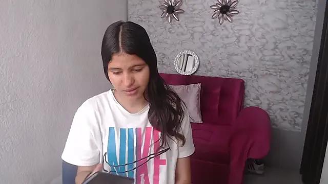 Evagirl69 from StripChat is Freechat