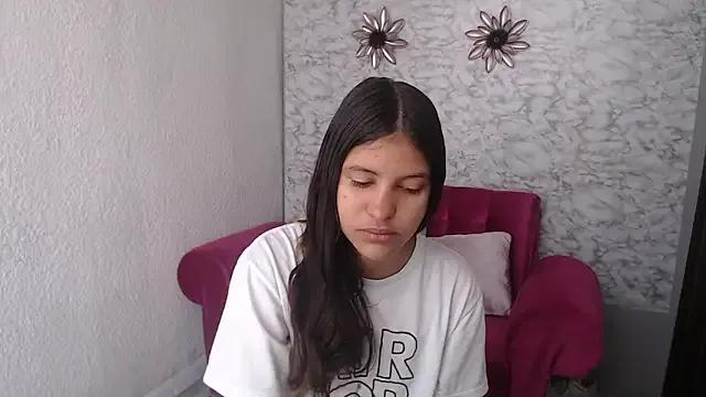Evagirl69 from StripChat is Freechat