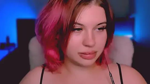 Evaharve from StripChat