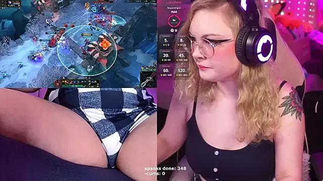 Try our streaming cams variety and talk on a personal level with our adorable girls streamers, showing off their bountiful shapes and dildos.