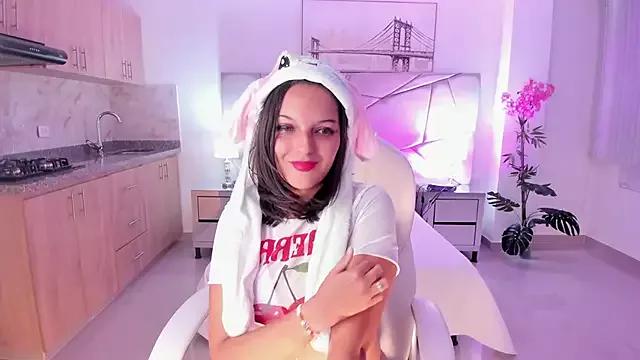 Try our streaming cams variety and talk on a personal level with our adorable girls streamers, showing off their bountiful shapes and dildos.
