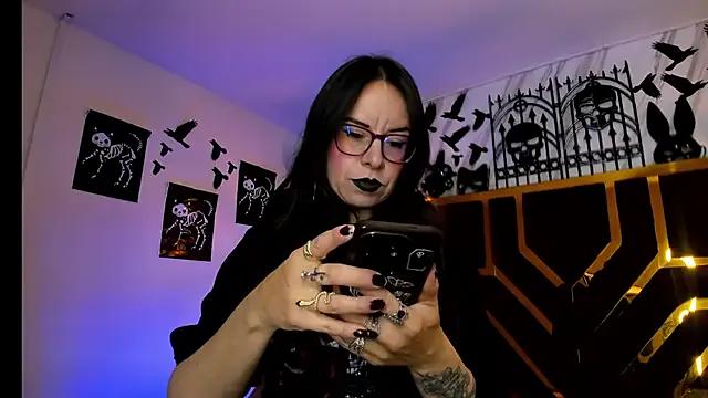 Evangelinejoness_ from StripChat is Freechat