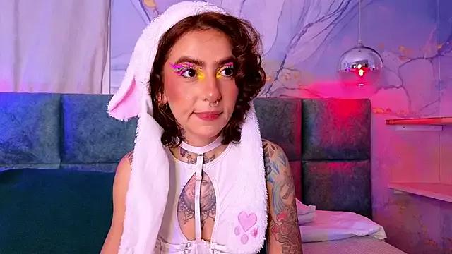 Try our streaming cams variety and talk on a personal level with our adorable girls streamers, showing off their bountiful shapes and dildos.