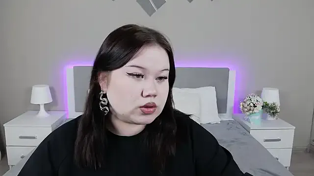 EvaNova_ from StripChat is Freechat