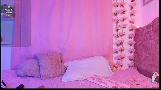 Try our streaming cams variety and talk on a personal level with our adorable girls streamers, showing off their bountiful shapes and dildos.