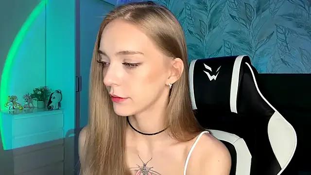 EvaPeace from StripChat is Freechat