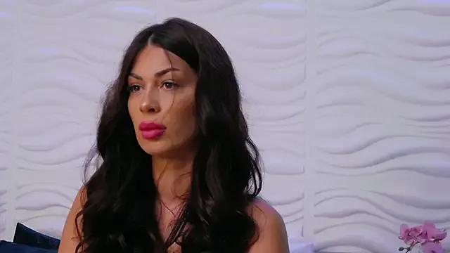 EvaRhea from StripChat is Freechat