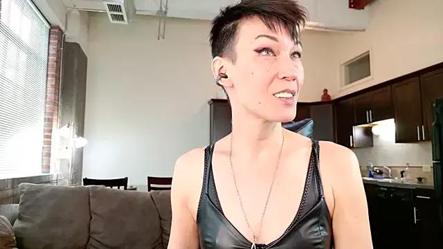 EveEnigma from StripChat